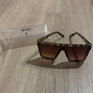 Quay Austrailia Hindsight Tortoiseshell Sunglasses